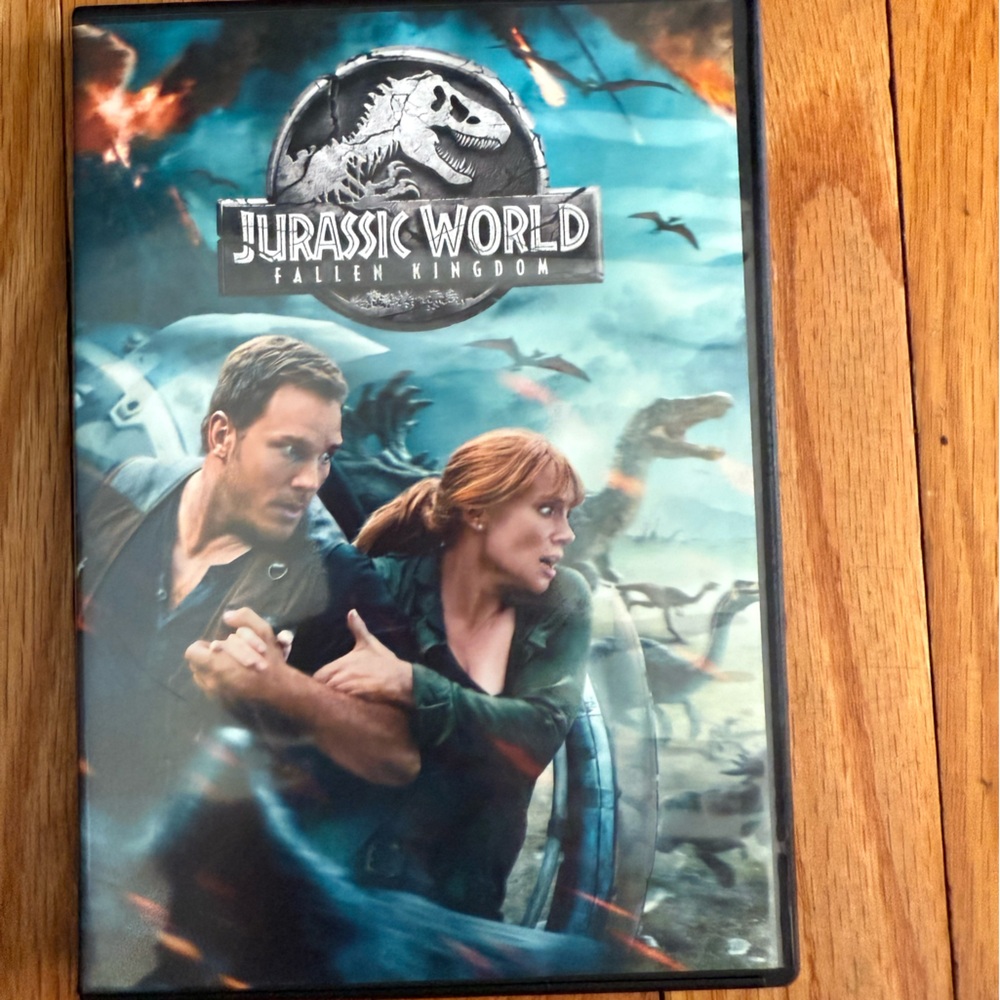 Jurassic World Fallen Kingdom Action-Packed Blue and Orange DVD